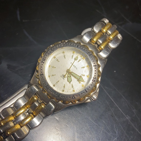 Fossil Vintage Watch - Picture 2 of 2